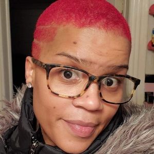 Meet your Posher, Sheena